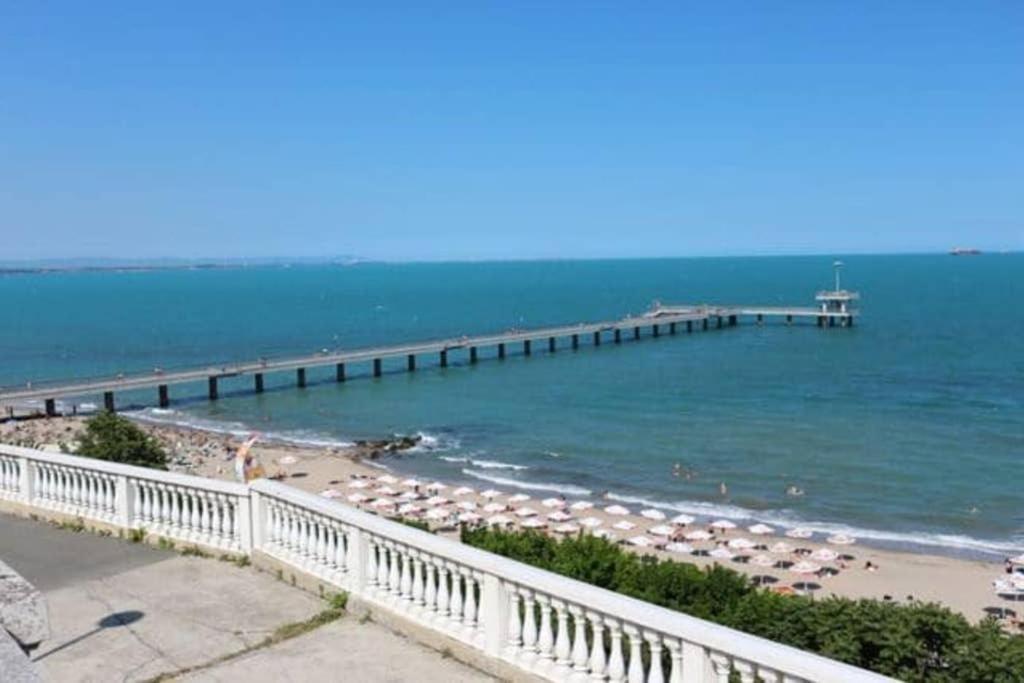 Comfy Home In The Heart Of Burgas Екстер'єр фото