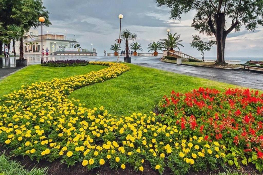 Comfy Home In The Heart Of Burgas Екстер'єр фото